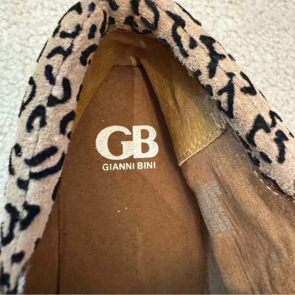 $148 Gianni Bini Genuine Leather Double Zip Leopard Print Sneakers 8